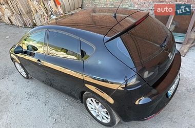 Хэтчбек SEAT Leon 2010 в Хмельницком