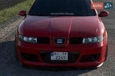 Хэтчбек SEAT Leon 2003 в Радехове