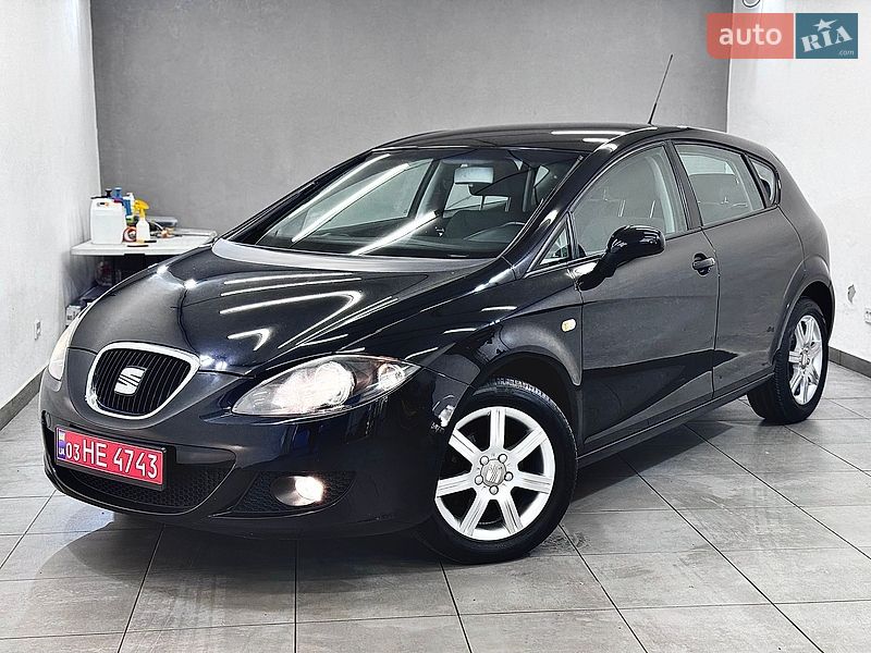 Хэтчбек SEAT Leon 2006 в Стрые