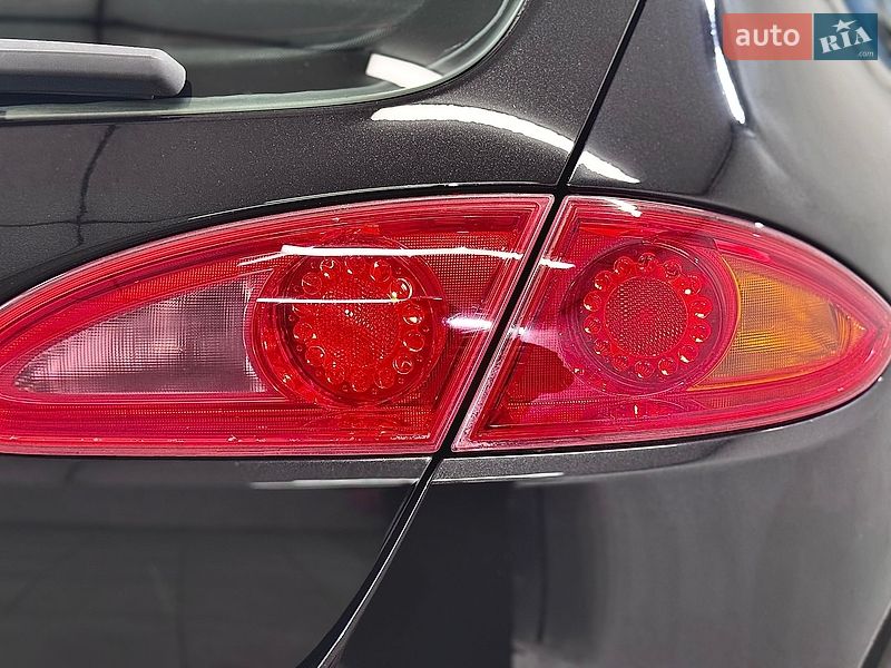 Хэтчбек SEAT Leon 2006 в Стрые