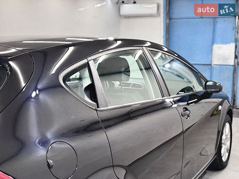 Хэтчбек SEAT Leon 2006 в Стрые