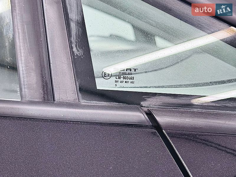 Хэтчбек SEAT Leon 2006 в Стрые