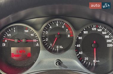 Хэтчбек SEAT Leon 2006 в Стрые