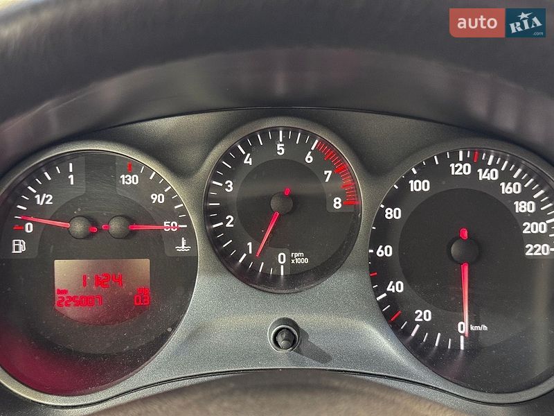 Хэтчбек SEAT Leon 2006 в Стрые