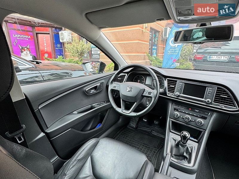 Хэтчбек SEAT Leon 2014 в Киеве