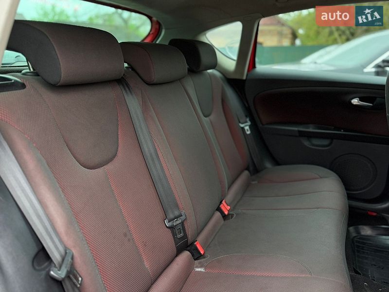 Хэтчбек SEAT Leon 2008 в Бердичеве