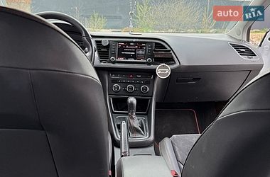 Хэтчбек SEAT Leon 2015 в Самборе