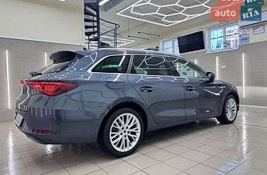 Универсал SEAT Leon 2023 в Буче