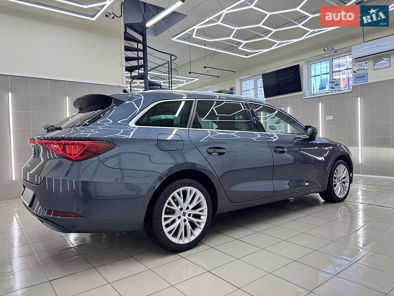 Универсал SEAT Leon 2023 в Буче