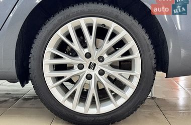 Универсал SEAT Leon 2023 в Буче