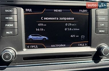 Хэтчбек SEAT Leon 2015 в Киеве