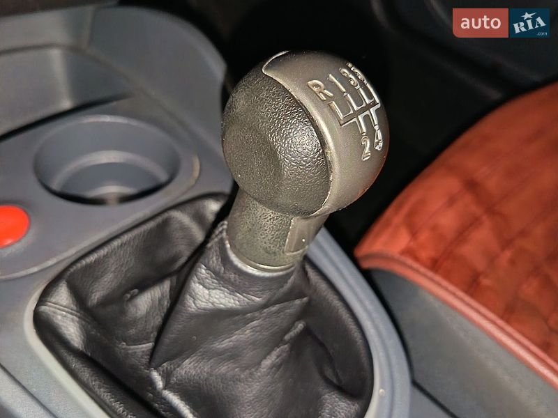 Хэтчбек SEAT Leon 2005 в Харькове