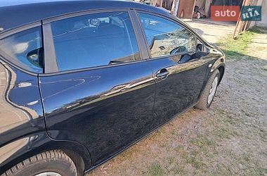 Хэтчбек SEAT Leon 2008 в Бучаче