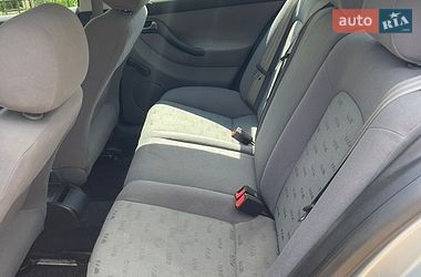 Хэтчбек SEAT Leon 2001 в Волочиске