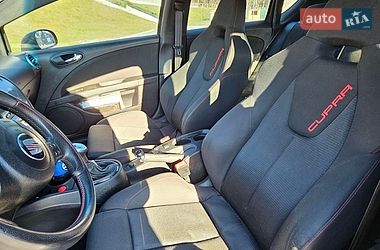 Хэтчбек SEAT Leon 2007 в Обухове