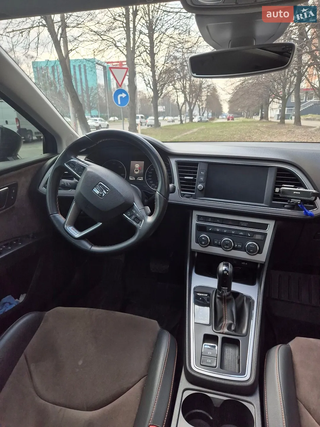 2017 SEAT Leon - мініатюра 11