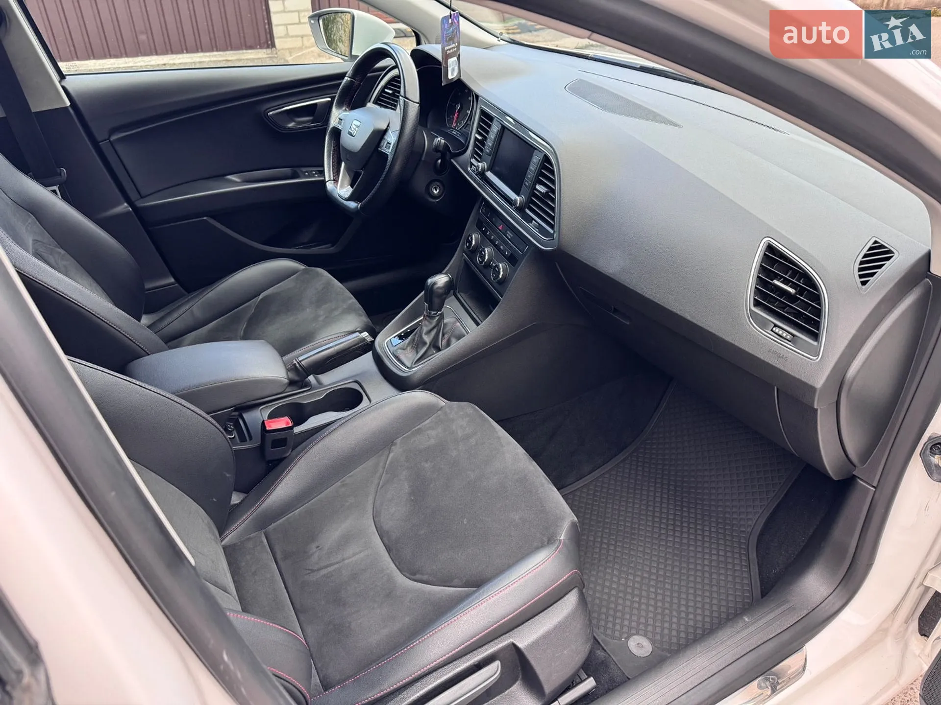 2016 SEAT Leon - мініатюра 14