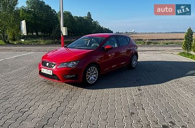 Хэтчбек SEAT Leon 2013 в Киеве