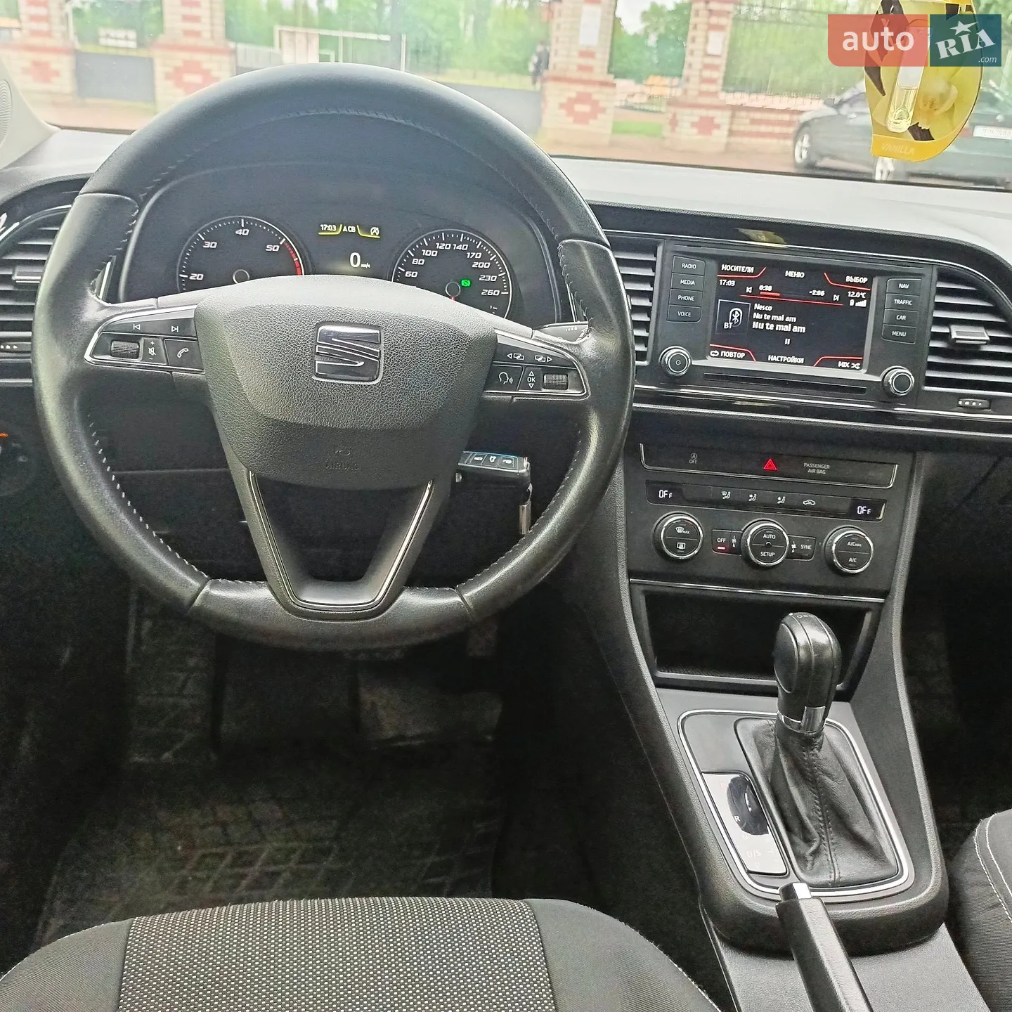2015 SEAT Leon - мініатюра 2