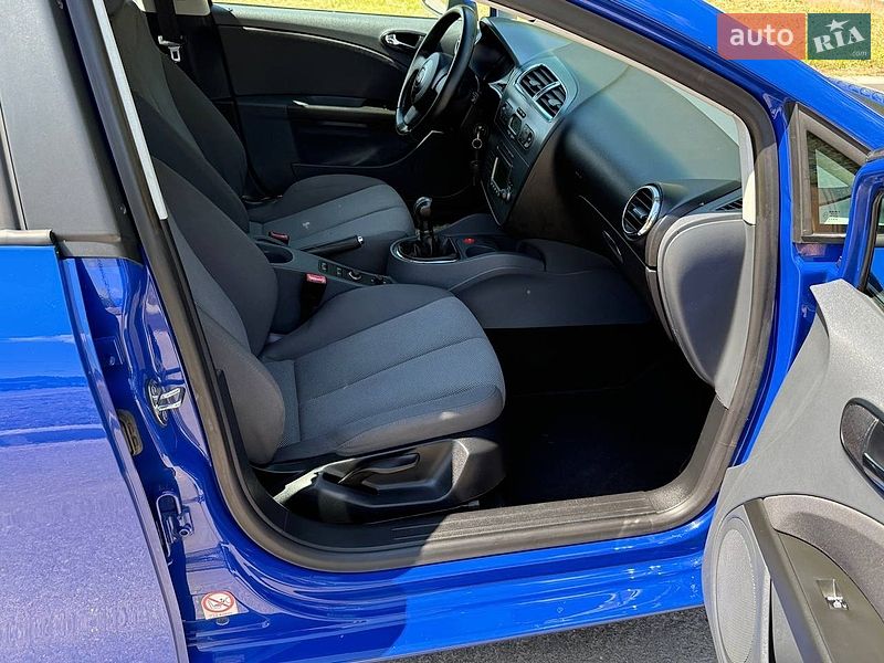 Хэтчбек SEAT Leon 2006 в Кропивницком