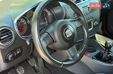 Хэтчбек SEAT Leon 2006 в Кропивницком