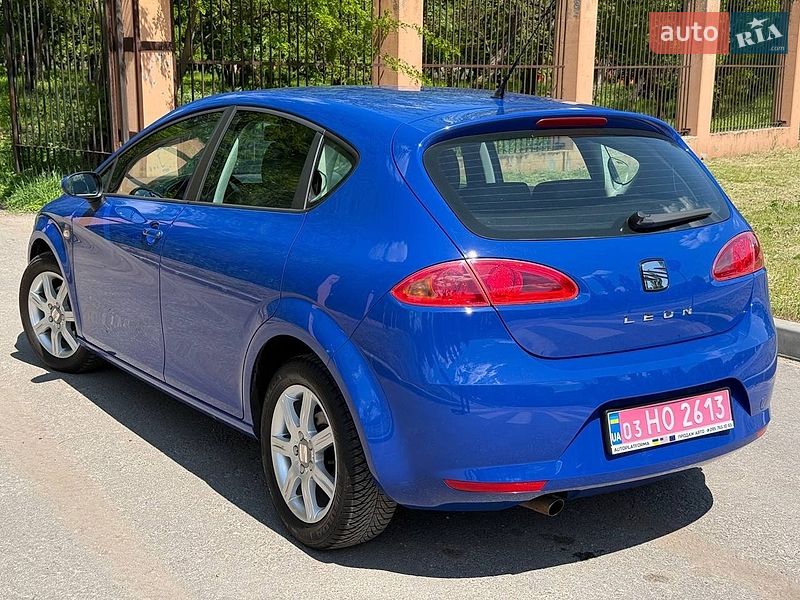 Хэтчбек SEAT Leon 2006 в Кропивницком