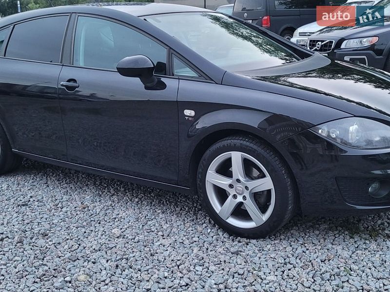 Хетчбек SEAT Leon 2011 в Києві