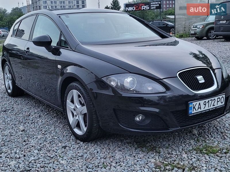Хетчбек SEAT Leon 2011 в Києві
