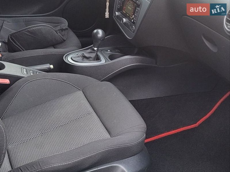 Хетчбек SEAT Leon 2011 в Києві