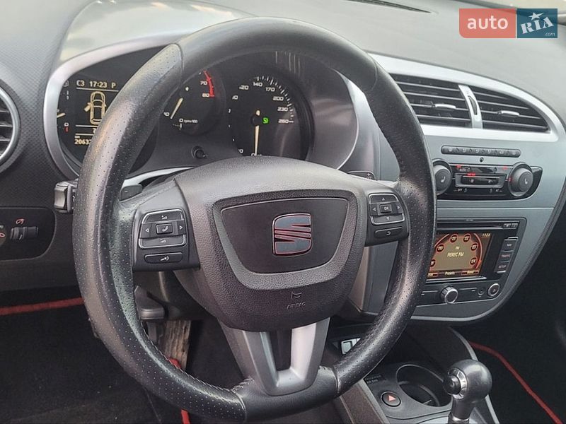 Хетчбек SEAT Leon 2011 в Києві
