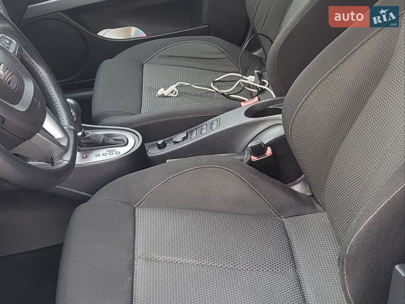 Хетчбек SEAT Leon 2011 в Києві