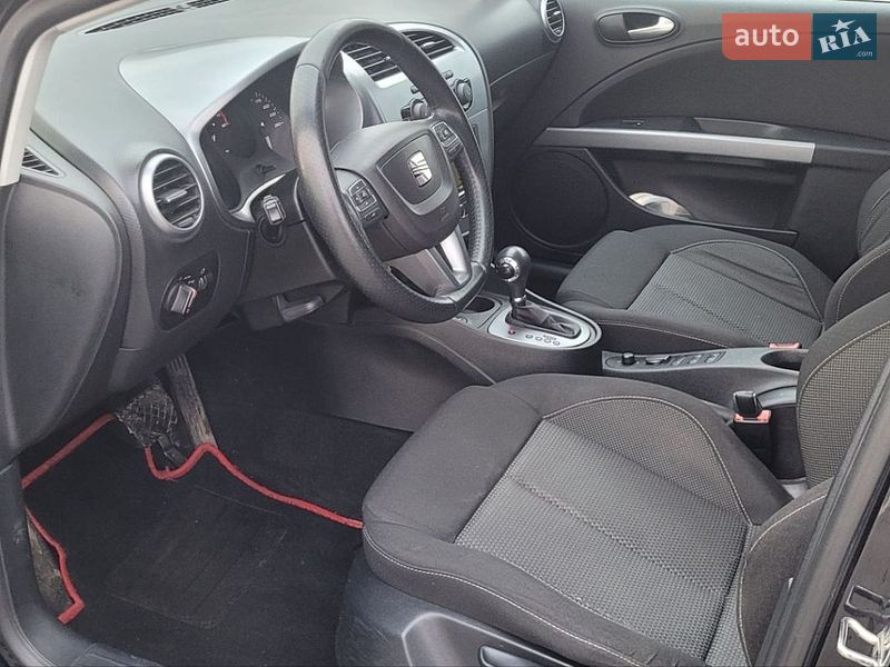 Хетчбек SEAT Leon 2011 в Києві
