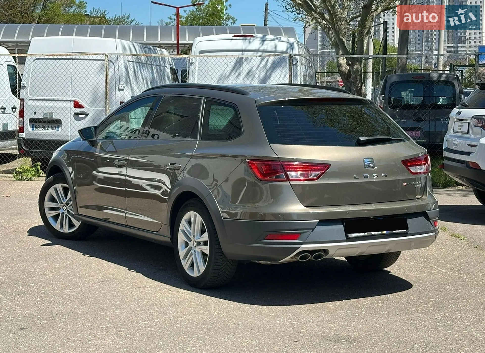 2016 SEAT Leon - мініатюра 12