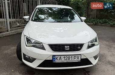 Хэтчбек SEAT Leon 2014 в Киеве