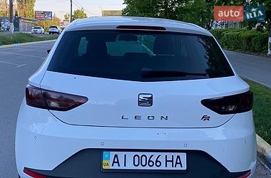 Хэтчбек SEAT Leon 2015 в Василькове