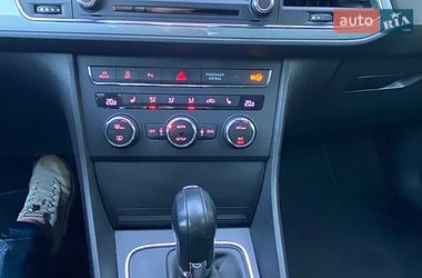 Хэтчбек SEAT Leon 2015 в Василькове