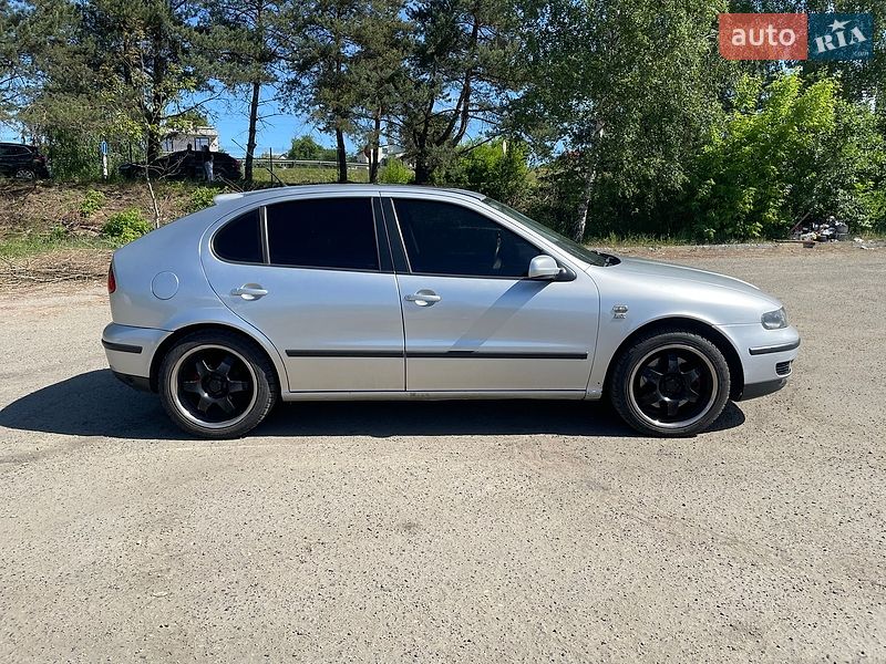 Хетчбек SEAT Leon 2000 в Львові