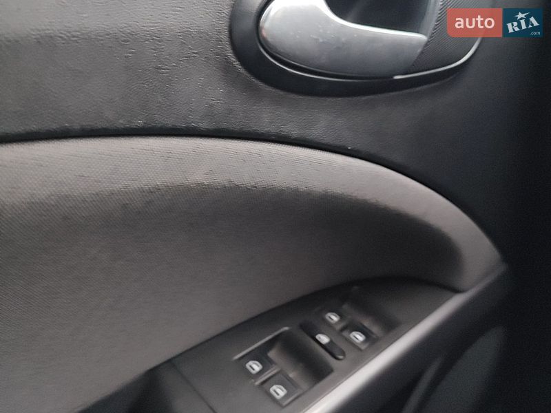 Хетчбек SEAT Leon 2010 в Малині фото 10 Хетчбек SEAT Leon 2010 в Малині