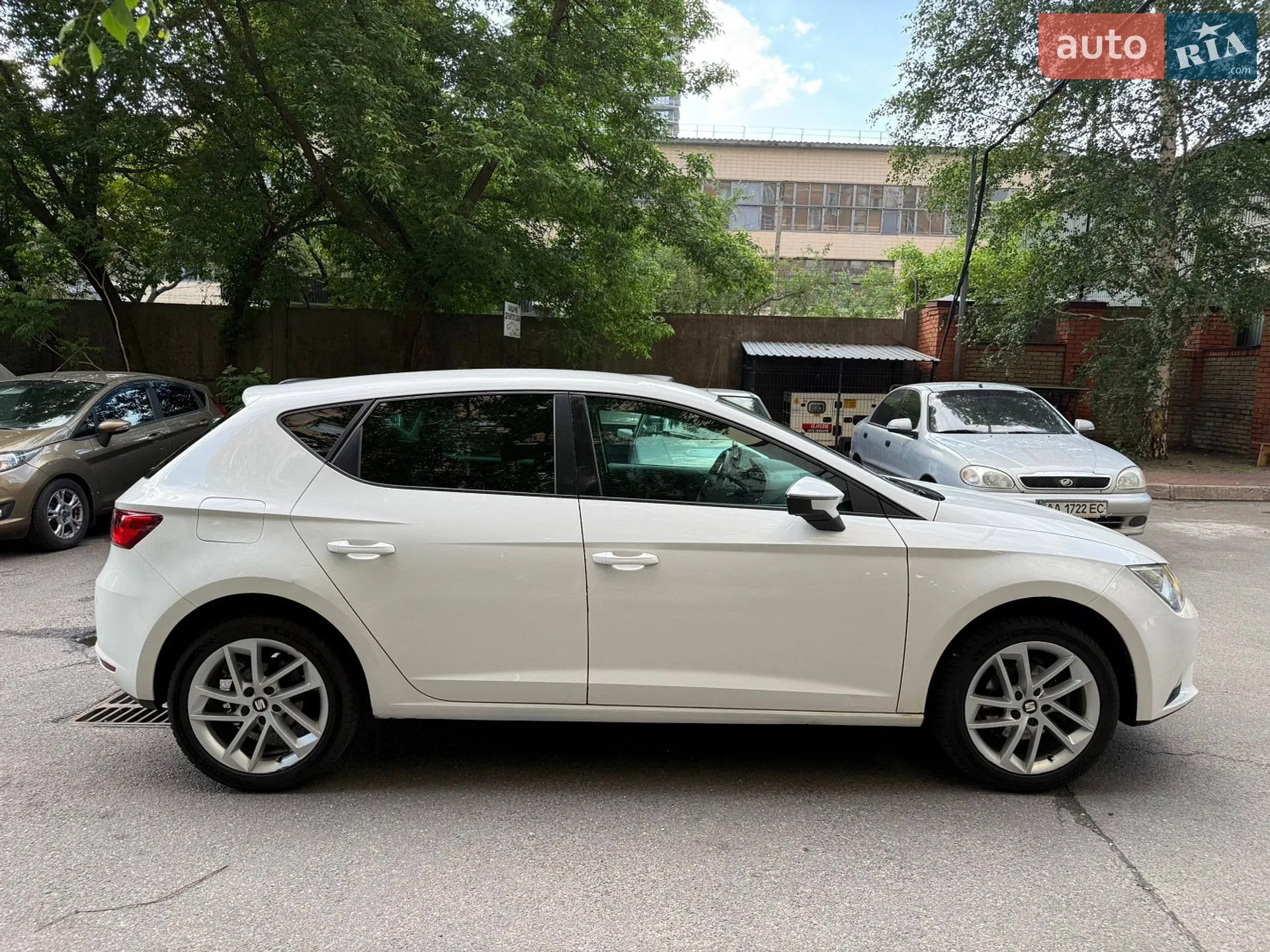 2015 SEAT Leon - мініатюра 10