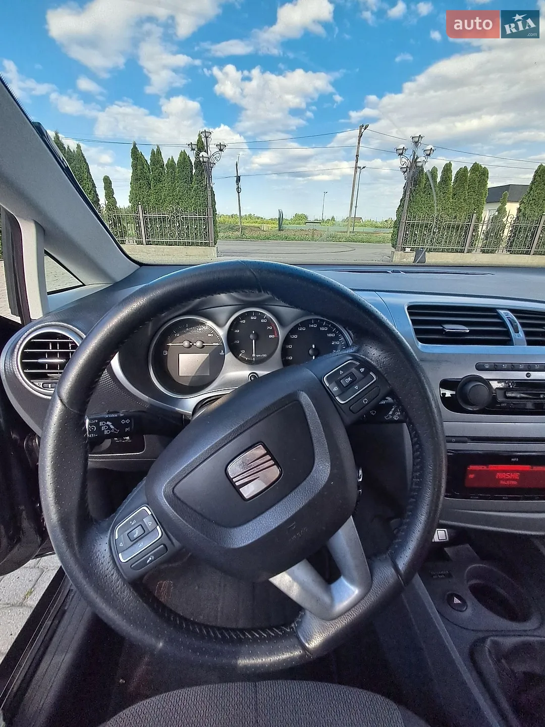 2011 SEAT Leon - мініатюра 2