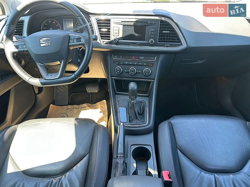 Хэтчбек SEAT Leon 2014 в Луцке
