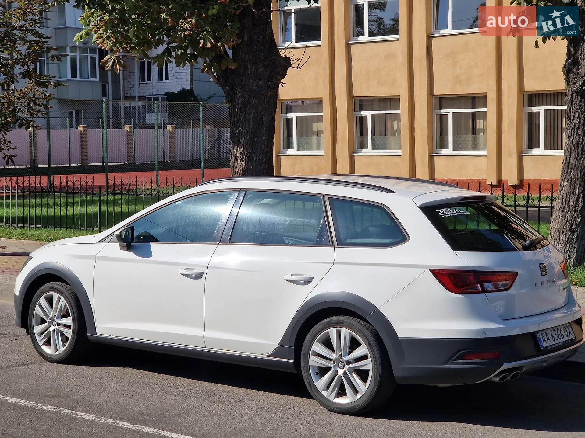2015 SEAT Leon - мініатюра 10