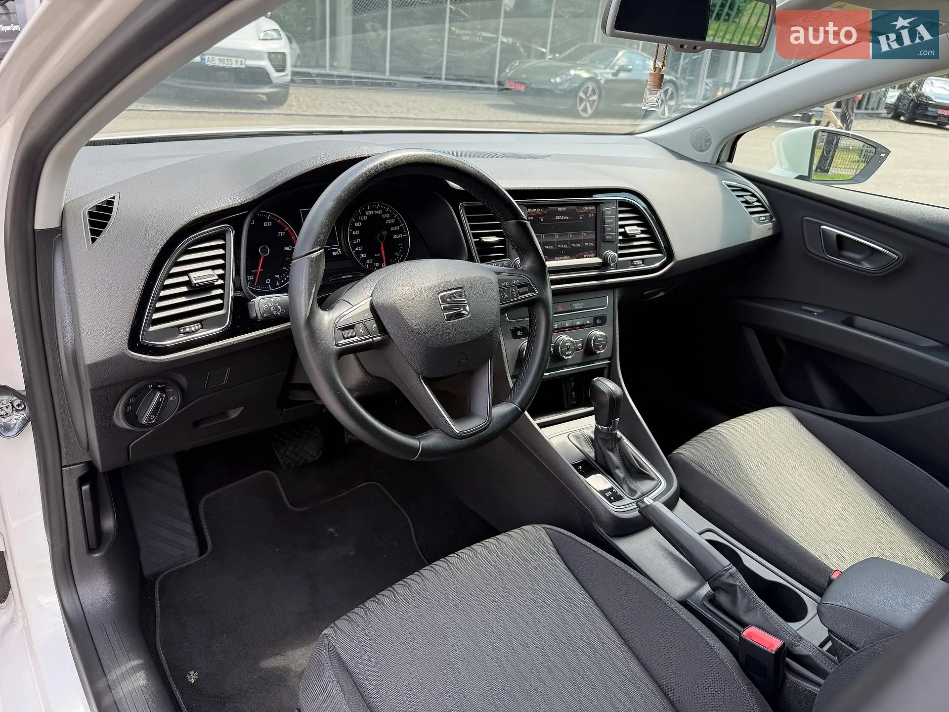 2016 SEAT Leon - мініатюра 14