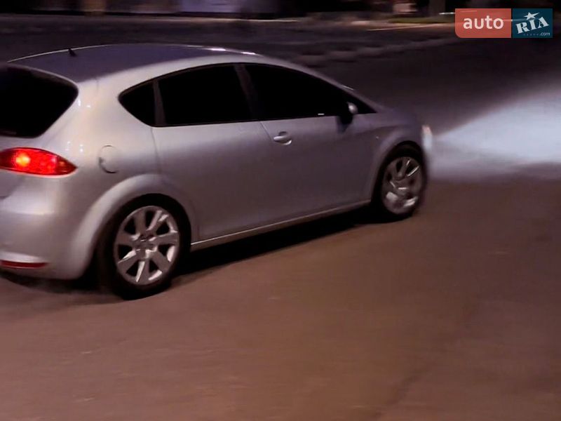 Хэтчбек SEAT Leon 2007 в Желтых Водах