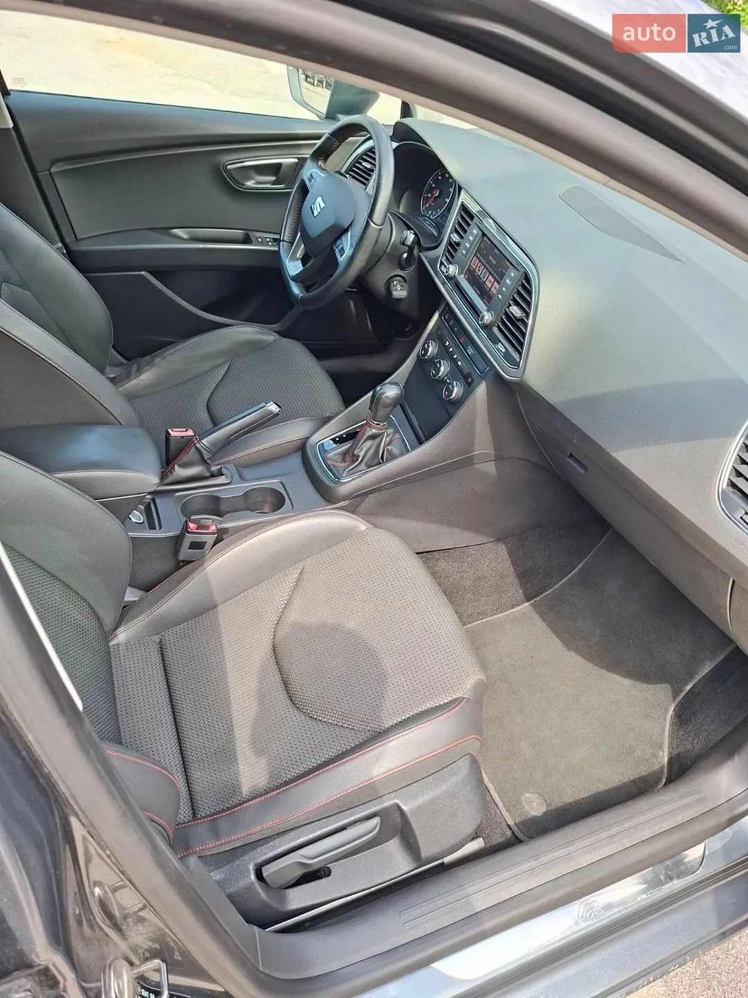 2014 SEAT Leon - мініатюра 12