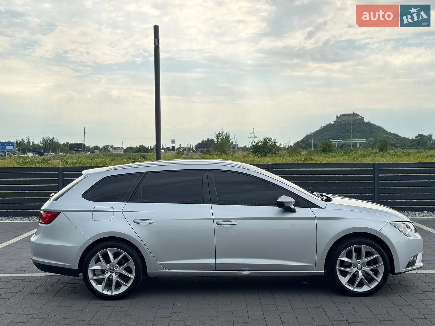 2016 SEAT Leon - мініатюра 4