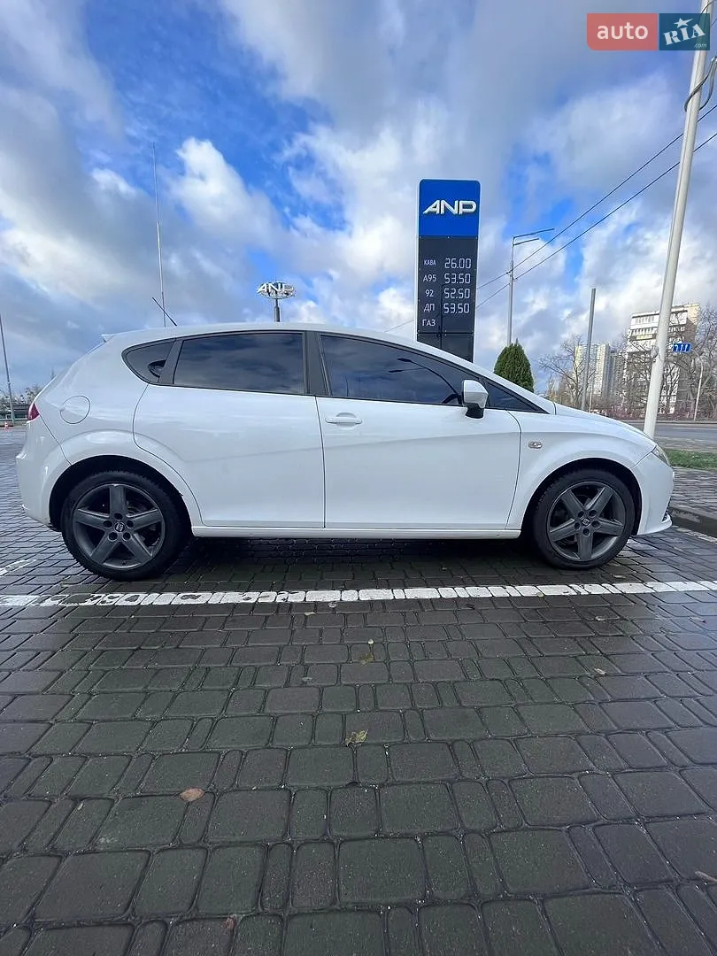 2011 SEAT Leon - мініатюра 4