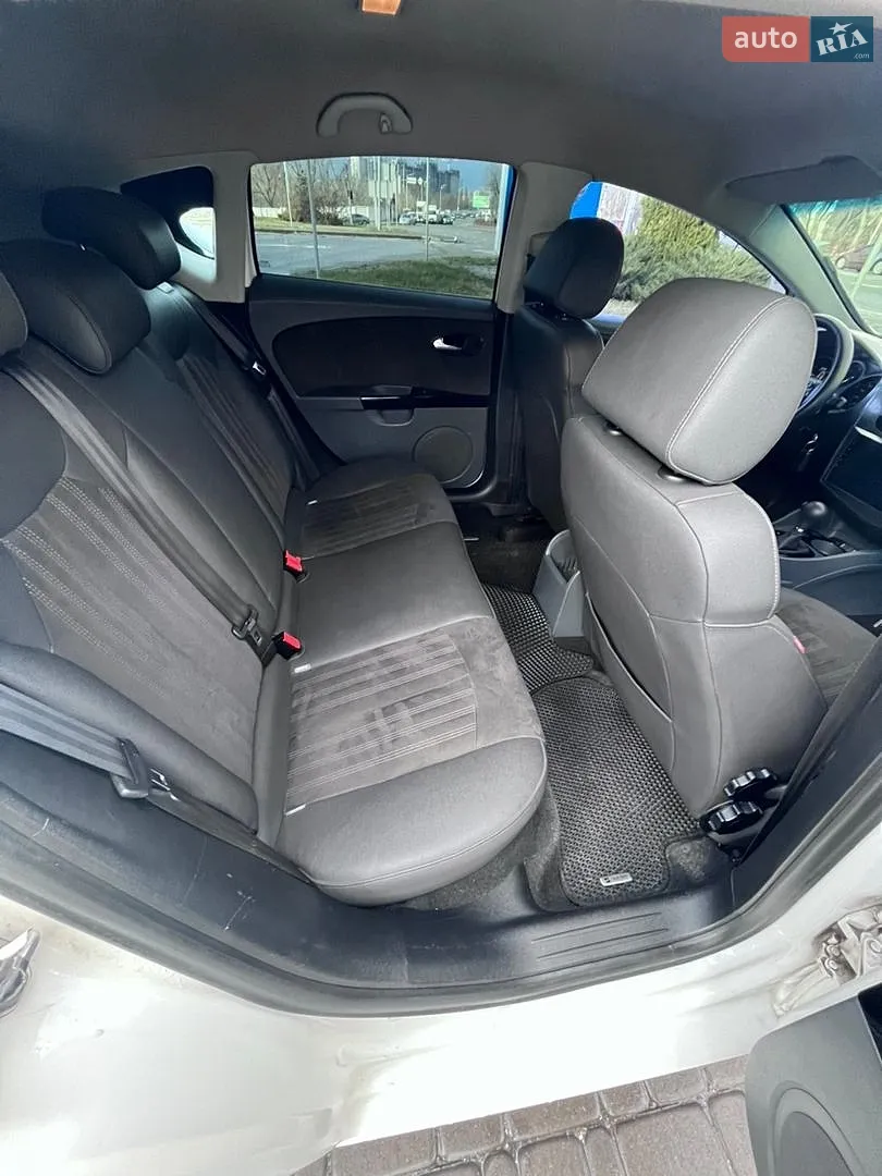 2011 SEAT Leon - мініатюра 6