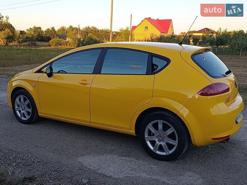 Хэтчбек SEAT Leon 2006 в Коломые