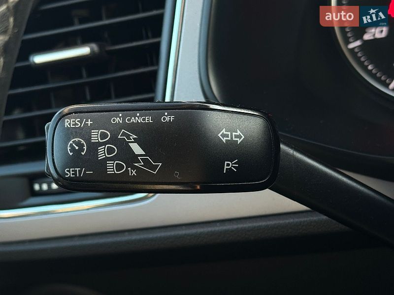 Хэтчбек SEAT Leon 2020 в Белогородке